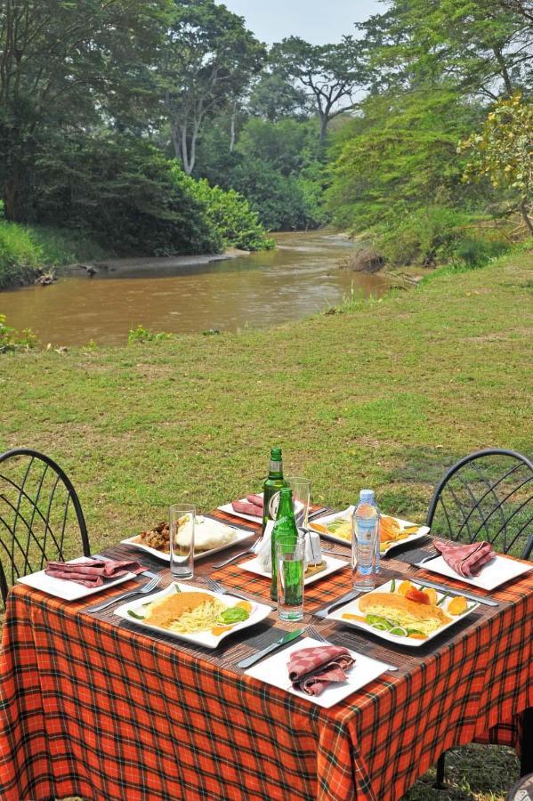Bullbush River Camp Kihihi Eksteriør bilde