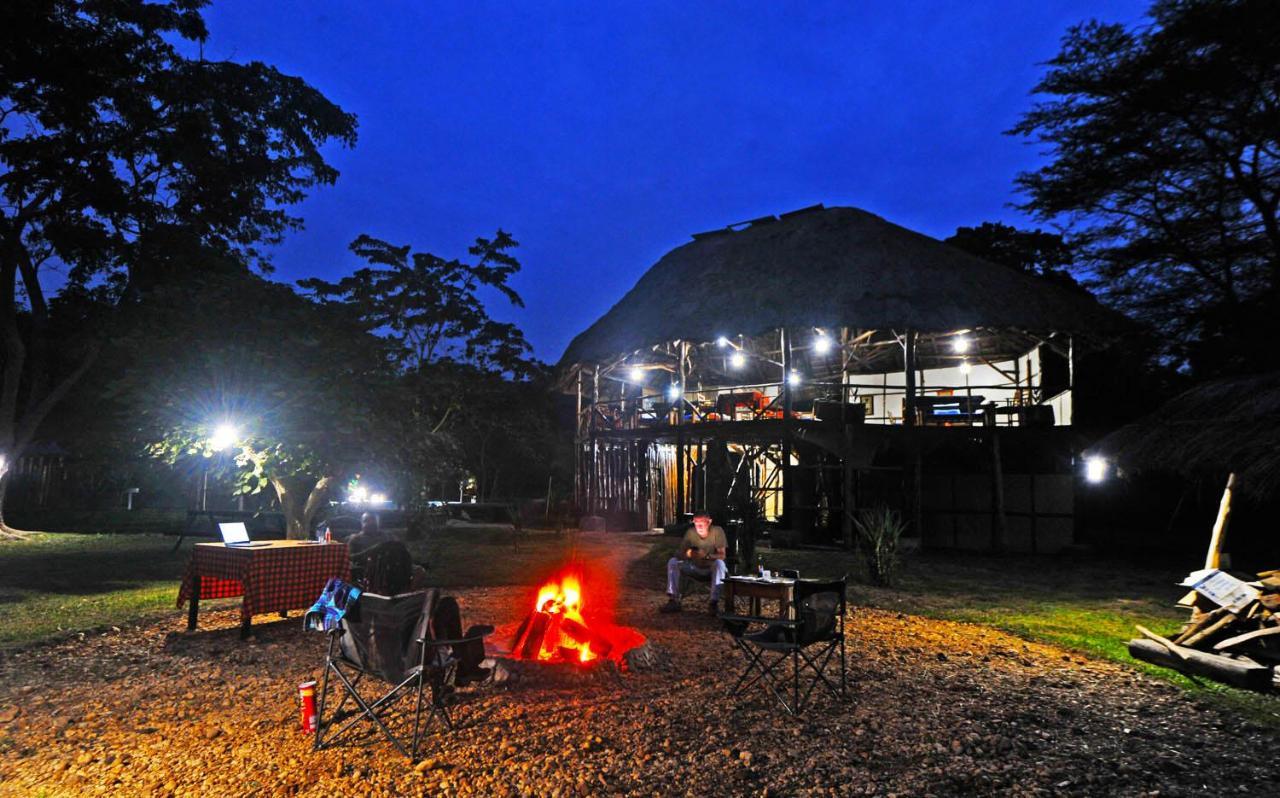 Bullbush River Camp Kihihi Eksteriør bilde